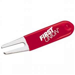 Rubber-Coated Divot Repair Tool 