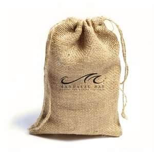 Burt's Bees Essential Kit in Jute Bag 
