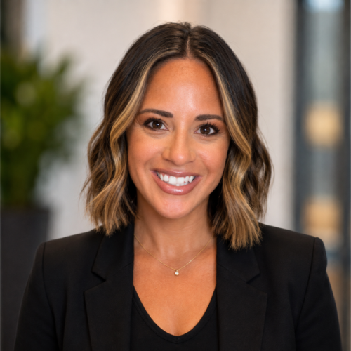 Sarah Humphrey headshot